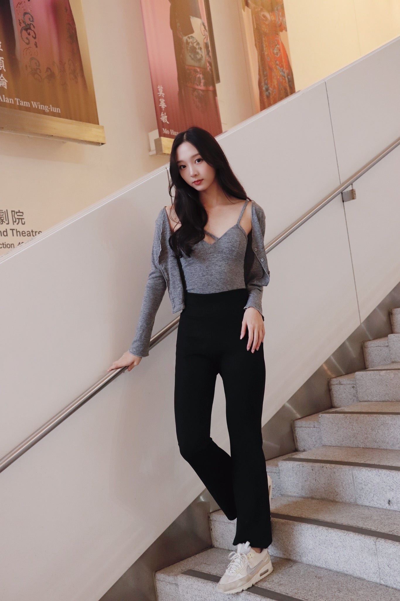 顯高顯瘦喇叭褲