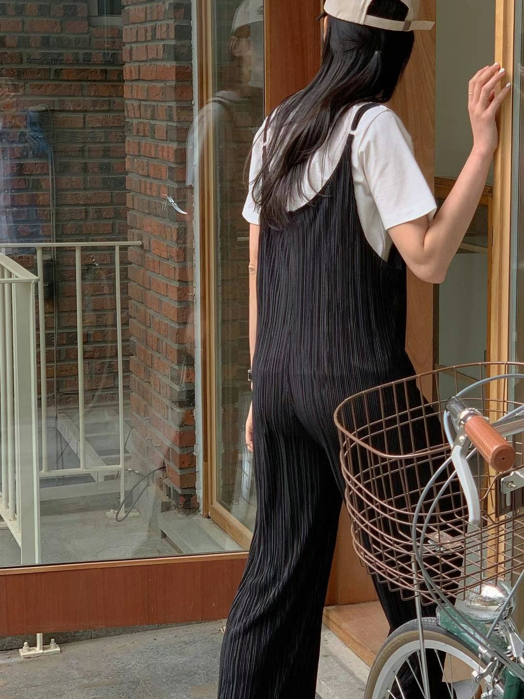 百摺冰爽連身褲(褲腳太長可剪短)