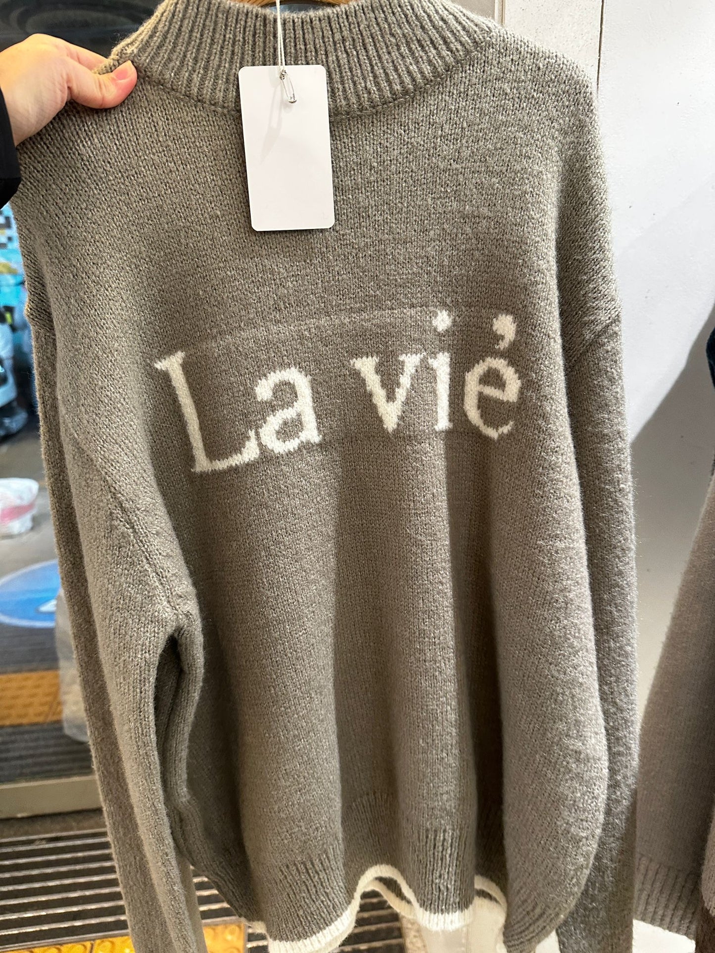 Lavie冷衫